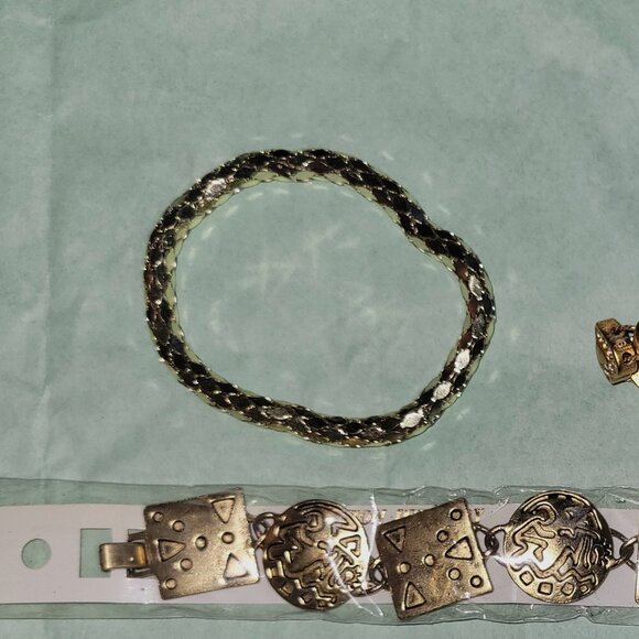 Bundle of Gold-Toned Costume Bracelets - Picture 4 of 4